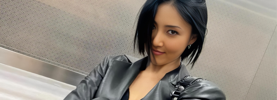 Hwasa Cover Image